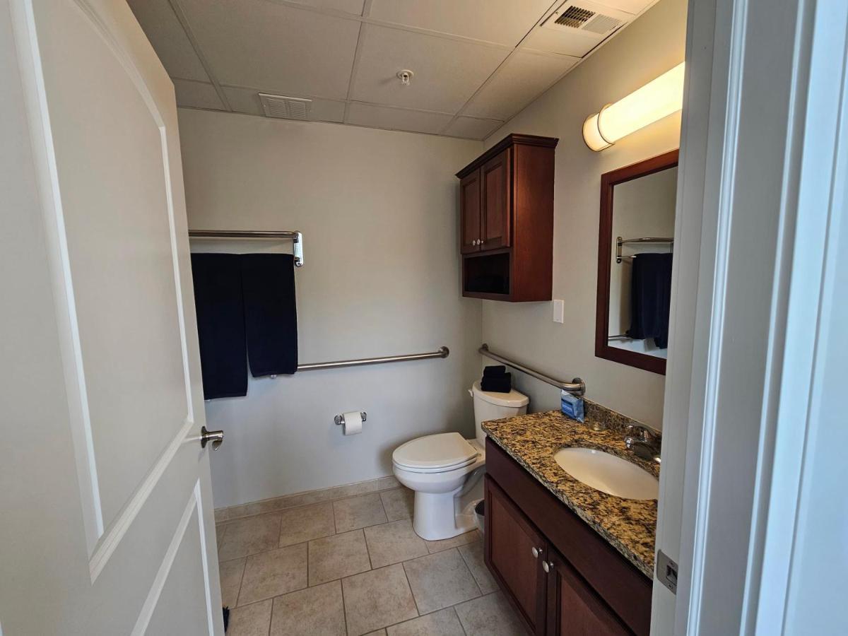 Gorgeous And Spacious Studio At The Historic Inman - 200 Champaign Eksteriør billede