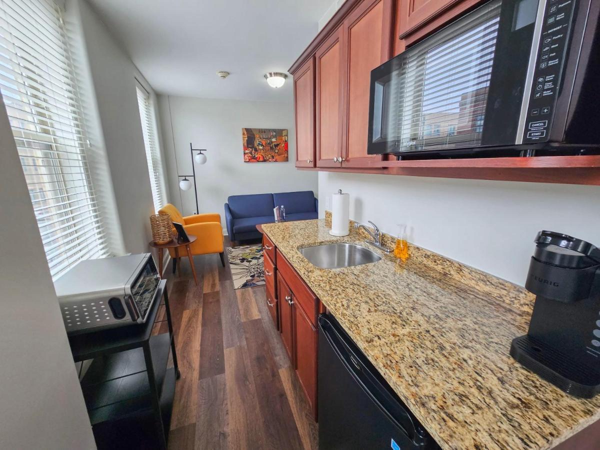 Gorgeous And Spacious Studio At The Historic Inman - 200 Champaign Eksteriør billede