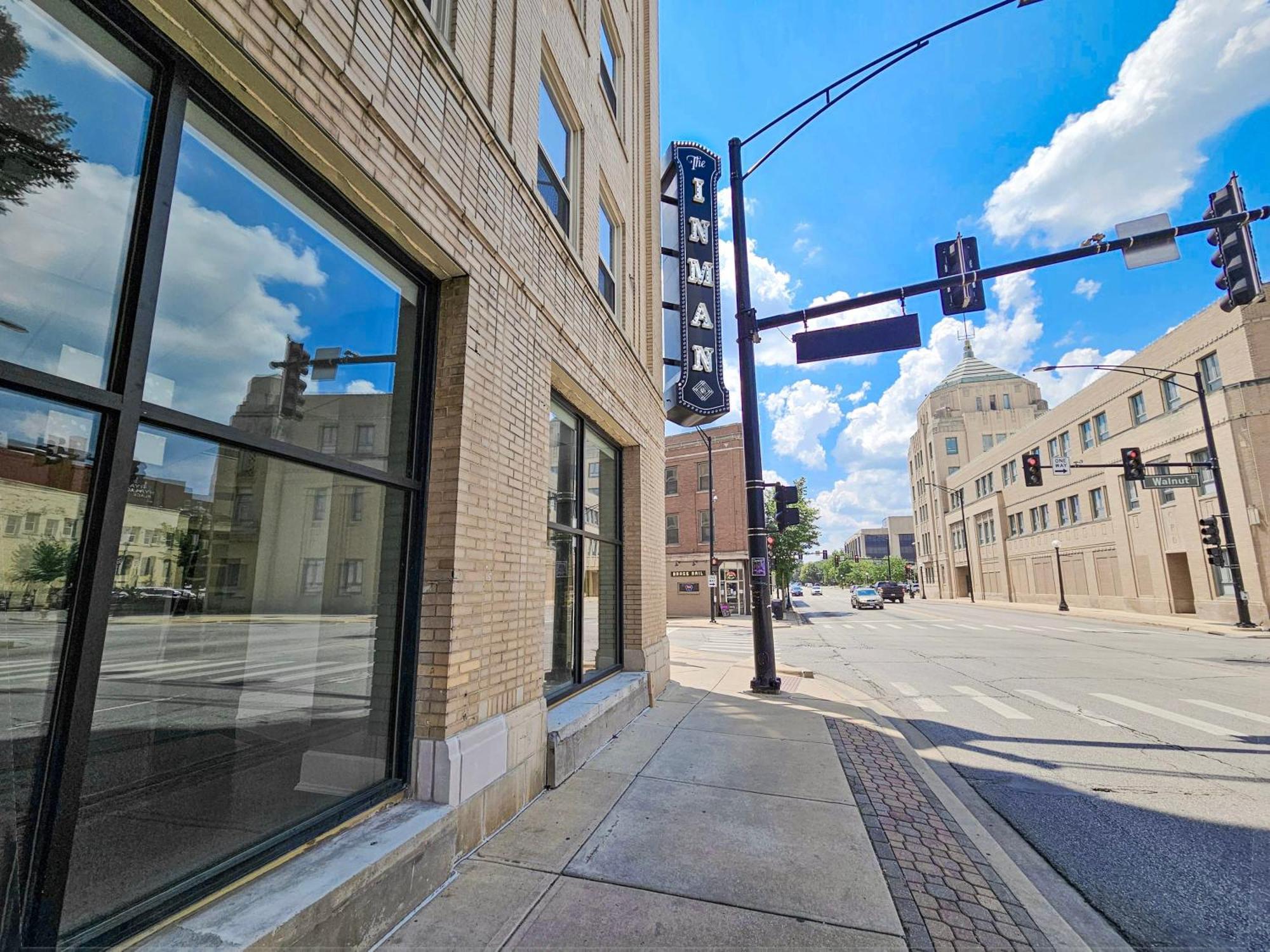 Gorgeous And Spacious Studio At The Historic Inman - 200 Champaign Eksteriør billede